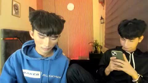 Snapshot of alluring_alpha chatting on October 2025 03:20:01 PM kim and josh online show from October 2025 03:20:01 PM