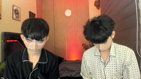 Snapshot of alluring_alpha chatting on October 2025 08:27:02 AM kim and josh online show from October 2025 08:27:02 AM