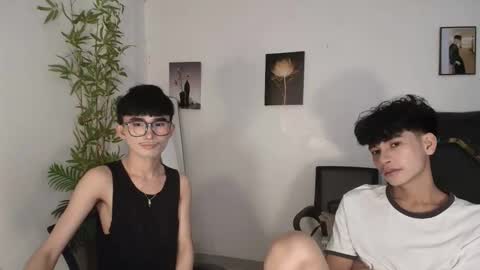 Snapshot of alluring_alpha chatting on May 2026 10:11:02 AM kim and josh online show from May 2026 10:11:02 AM