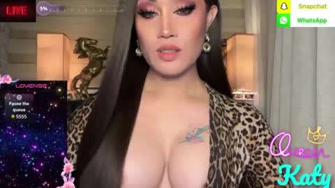 Queen Majesty Katy online show from March 2026 01:12:02 PM