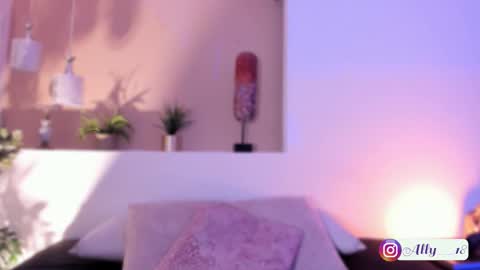 Ally  online show from November 2025 04:24:02 AM