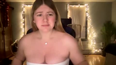allyanalangel online show from February 2025 10:43:02 PM