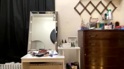 allyanalangel online show from December 2025 06:44:02 AM