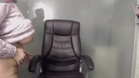         online show from February 2025 12:20:01 AM