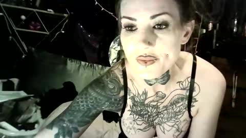 Snapshot of allymoon1369 chatting on March 2026 09:10:02 AM allymoon1369 online show from March 2026 09:10:02 AM