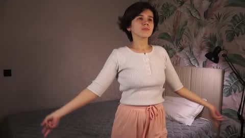 Snapshot of allynstuddard chatting on December 2025 04:28:02 AM Emily online show from December 2025 04:28:02 AM