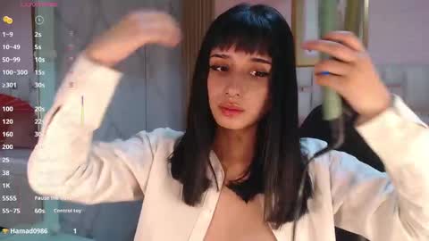 Snapshot of allyssa_bellini_s chatting on September 2025 08:36:01 PM Allysa online show from September 2025 08:36:01 PM