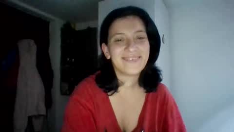 Snapshot of alma_amy chatting on October 2025 09:46:01 PM Alma online show from October 2025 09:46:01 PM