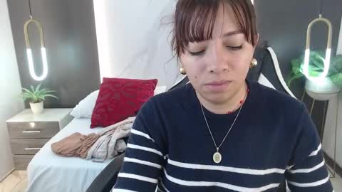 Snapshot of alma_fenix chatting on December 2024 12:24:01 PM ALMA FENIX online show from December 2024 12:24:01 PM