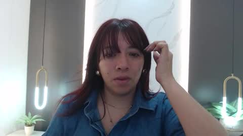 Snapshot of alma_fenix chatting on January 2025 12:16:01 PM ALMA FENIX online show from January 2025 12:16:01 PM