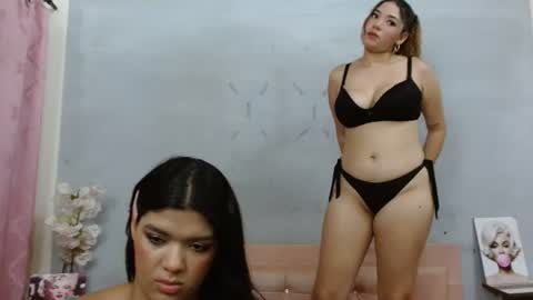 Snapshot of alma_meza chatting on June 2026 05:49:02 PM alma_meza online show from June 2026 05:49:02 PM