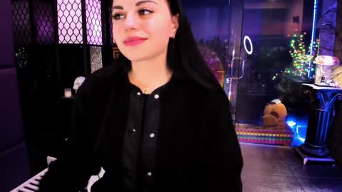 Snapshot of alma_pearl chatting on December 2024 12:49:01 PM Alma online show from December 2024 12:49:01 PM