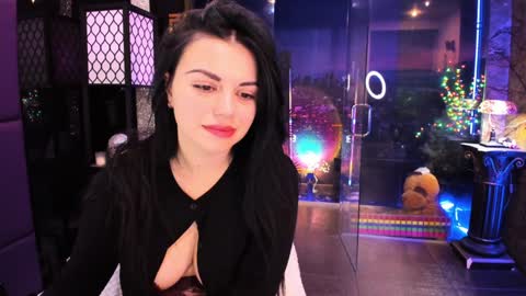 Snapshot of alma_pearl chatting on January 2025 10:17:01 AM Alma online show from January 2025 10:17:01 AM