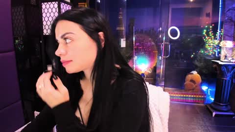 Snapshot of alma_pearl chatting on January 2025 10:53:02 AM Alma online show from January 2025 10:53:02 AM