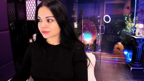 Snapshot of alma_pearl chatting on January 2025 07:29:01 AM Alma online show from January 2025 07:29:01 AM