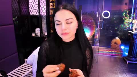 Snapshot of alma_pearl chatting on February 2025 10:41:01 AM Alma online show from February 2025 10:41:01 AM