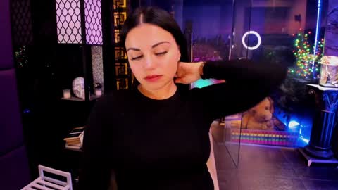 Snapshot of alma_pearl chatting on September 2025 09:03:01 AM Alma online show from September 2025 09:03:01 AM