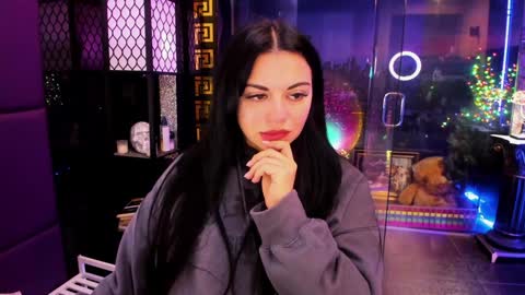 Snapshot of alma_pearl chatting on October 2025 07:52:01 AM Alma online show from October 2025 07:52:01 AM