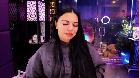 Snapshot of alma_pearl chatting on October 2025 06:48:01 AM Alma online show from October 2025 06:48:01 AM