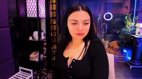 Snapshot of alma_pearl chatting on November 2025 07:07:01 AM Alma online show from November 2025 07:07:01 AM