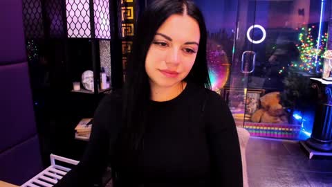 Snapshot of alma_pearl chatting on December 2025 08:12:02 AM Alma online show from December 2025 08:12:02 AM