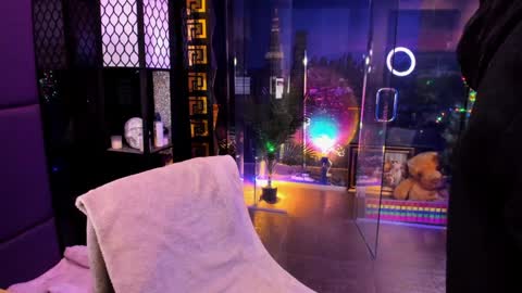 Snapshot of alma_pearl chatting on December 2025 09:36:01 AM Alma online show from December 2025 09:36:01 AM