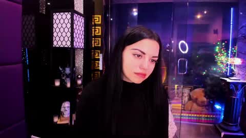 Snapshot of alma_pearl chatting on June 2026 07:32:01 AM Alma online show from June 2026 07:32:01 AM