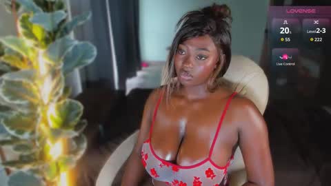 Snapshot of almaahotxxx chatting on March 2026 02:24:02 PM almaahotxxx online show from March 2026 02:24:02 PM