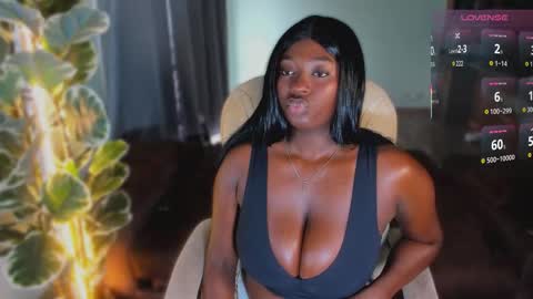 Snapshot of almaahotxxx chatting on March 2026 01:05:01 PM almaahotxxx online show from March 2026 01:05:01 PM