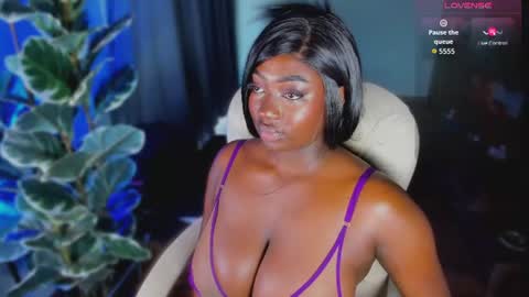 Snapshot of almaahotxxx chatting on June 2026 02:26:02 PM almaahotxxx online show from June 2026 02:26:02 PM