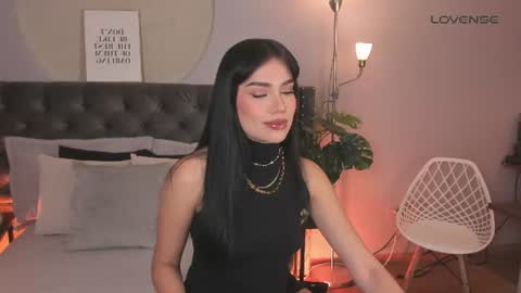 Snapshot of almablaze chatting on June 2026 04:00:02 PM Mia online show from June 2026 04:00:02 PM