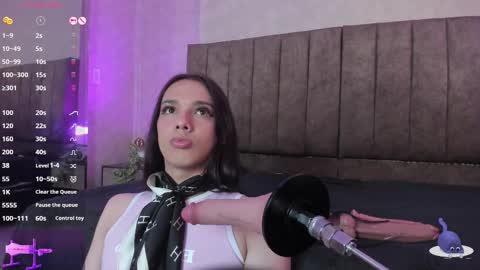 Snapshot of almazz_ chatting on September 2025 08:09:01 PM Santy online show from September 2025 08:09:01 PM