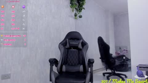 Snapshot of almazz_ chatting on November 2025 04:13:02 PM Santy online show from November 2025 04:13:02 PM