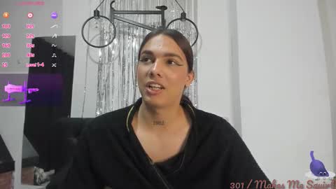 Snapshot of almazz_ chatting on November 2025 10:42:01 PM Santy online show from November 2025 10:42:01 PM