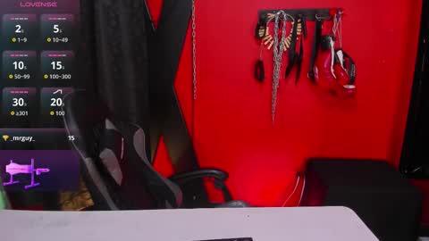 Santy online show from March 2026 07:52:01 PM