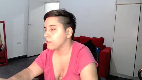 Snapshot of almondonwheels chatting on December 2024 01:41:02 AM Almond online show from December 2024 01:41:02 AM