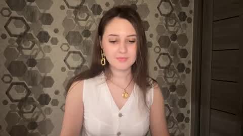 Snapshot of almostinnocent_ chatting on October 2025 08:49:01 PM Anna online show from October 2025 08:49:01 PM