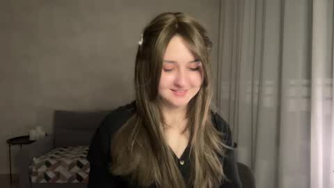 Snapshot of almostinnocent_ chatting on March 2026 09:18:02 PM Anna online show from March 2026 09:18:02 PM