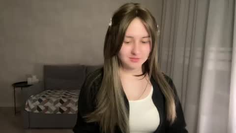 Snapshot of almostinnocent_ chatting on March 2026 08:35:02 PM Anna online show from March 2026 08:35:02 PM