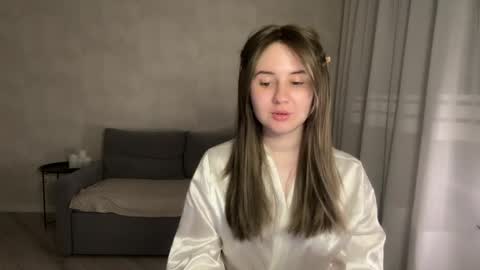 Snapshot of almostinnocent_ chatting on April 2026 07:33:02 PM Anna online show from April 2026 07:33:02 PM