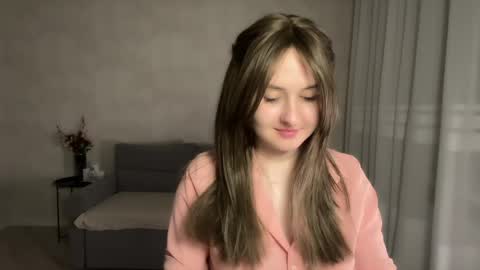 Snapshot of almostinnocent_ chatting on April 2026 09:09:02 PM Anna online show from April 2026 09:09:02 PM