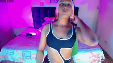 Snapshot of alondragill_ chatting on July 2026 10:47:02 PM alondragill_ online show from July 2026 10:47:02 PM