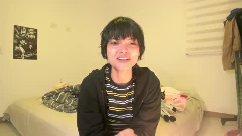 Snapshot of alone_together_ chatting on December 2024 10:44:02 PM luca or garu D online show from December 2024 10:44:02 PM