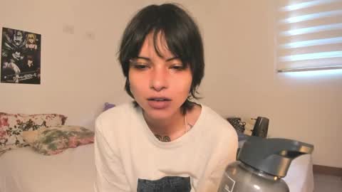 Snapshot of alone_together_ chatting on January 2025 03:15:02 PM luca or garu D online show from January 2025 03:15:02 PM