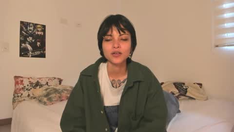 Snapshot of alone_together_ chatting on January 2025 06:17:02 PM luca or garu D online show from January 2025 06:17:02 PM