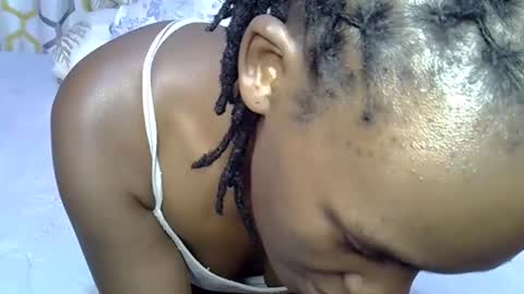 alorapavo online show from February 2026 06:34:02 PM