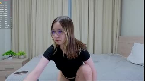 Snapshot of aloreanna chatting on March 2026 06:00:01 PM Alorenna online show from March 2026 06:00:01 PM