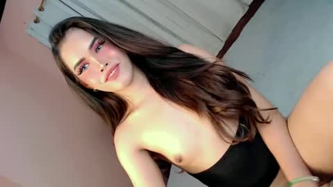 Snapshot of alove_too_last chatting on January 2025 03:26:02 PM LEXY online show from January 2025 03:26:02 PM