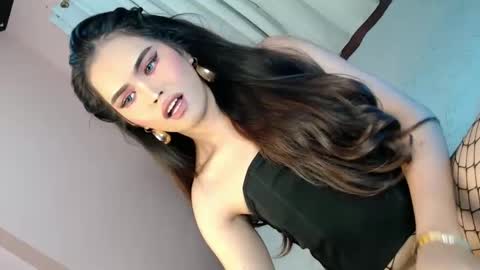 Snapshot of alove_too_last chatting on February 2025 01:59:02 PM LEXY online show from February 2025 01:59:02 PM