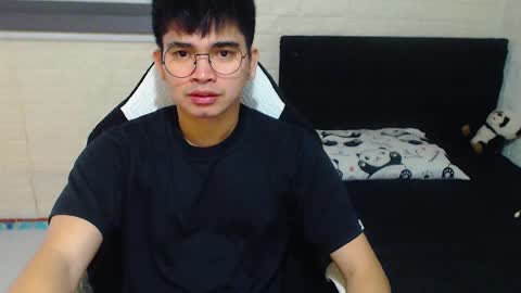 Angelo online show from March 2025 04:05:02 AM